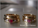 Herren und Damen Bandring mit Trauringpärchen